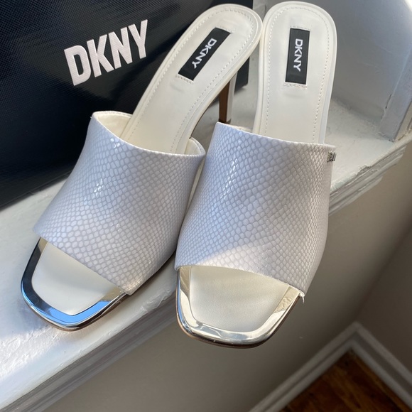 Dkny Glzd Print White - Picture 5 of 5
